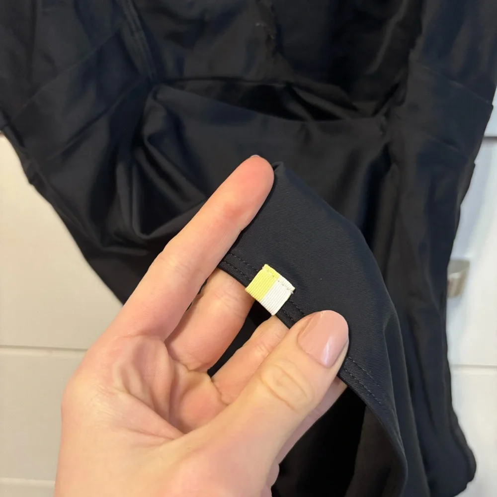 Summersalt The Ruffle Backflip - Picture 6 of 7